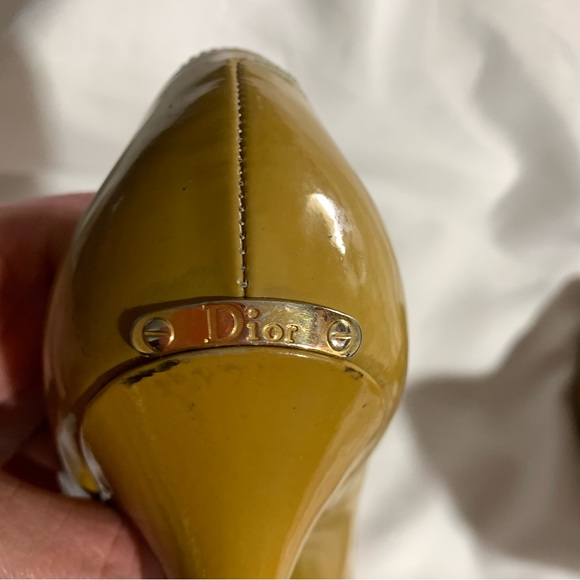 DIOR size 39 mustard yellow patent leather PEEP TOE platform STILLETO pumps - Picture 3 of 15